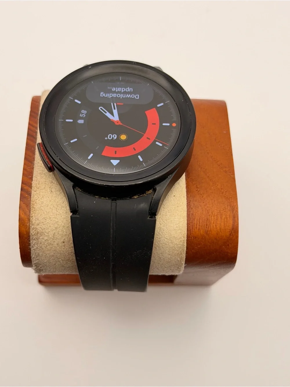 Samsung Galaxy Watch 5 Pro, Tested, Excellent, 44mm,Sapphire Crystal, Charger